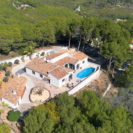 Moskoa - Plusholidays Willa Calpe