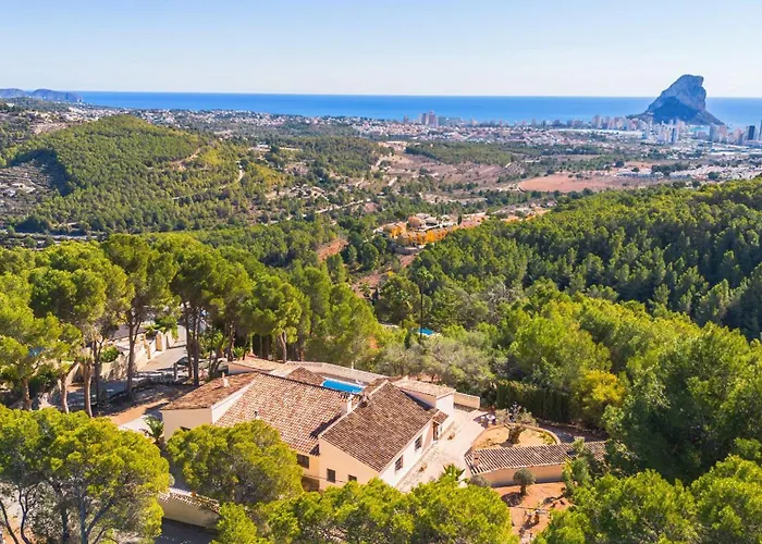 Moskoa - Plusholidays Villa *