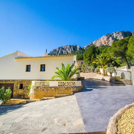 Moskoa - Plusholidays Calp