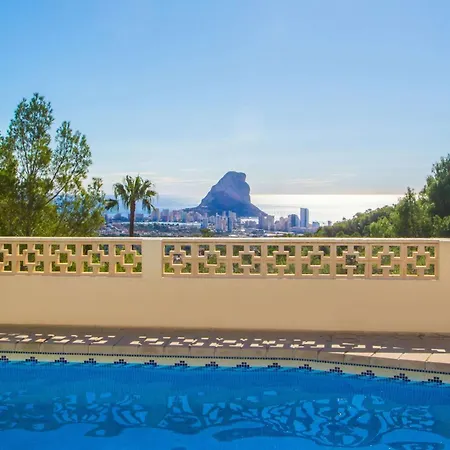 Moskoa - Plusholidays Villa *