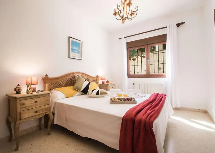 Moskoa - Plusholidays 别墅 *